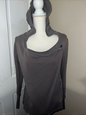 BCBG - Hooded Pullover Sweatshirt in Charcoal Gray